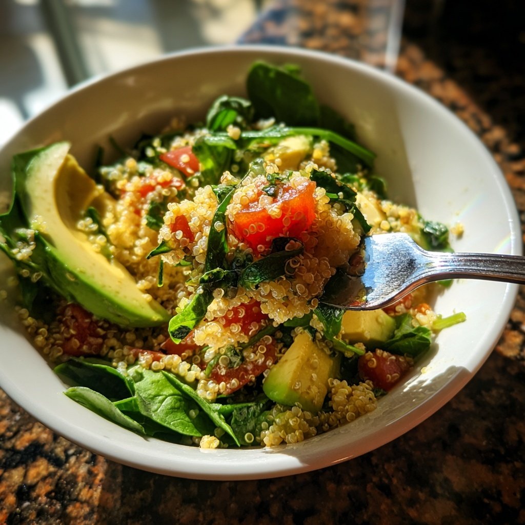 High Protein Quinoa Salat
